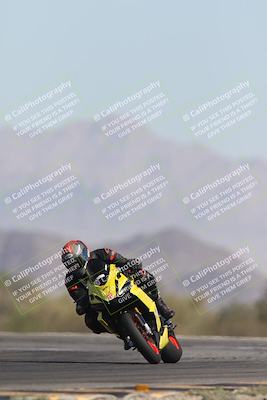 media/Oct-26-2025-Race Pace (Sun) [[c1447ca738]]/Non Verified (1st 20 Minutes of every Hour)/4-Turn 14 (1110am)/